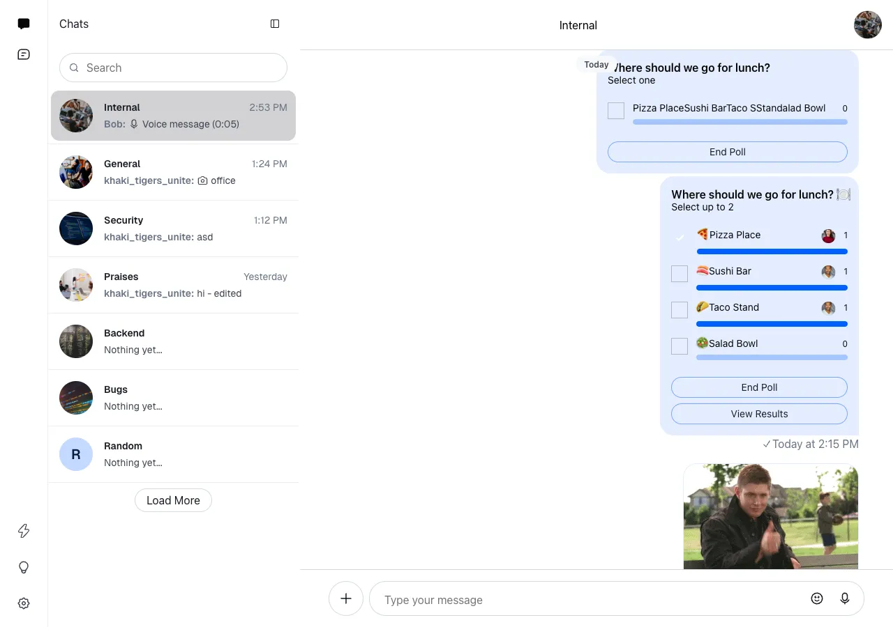Stream Chat React layout Displaying Unstyled Chat Structure Without Colors, Fonts, Borders, or Shadows