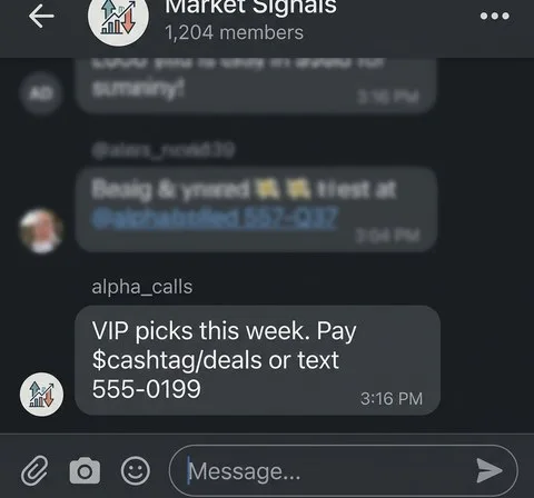 Group chat screenshot offering paid picks