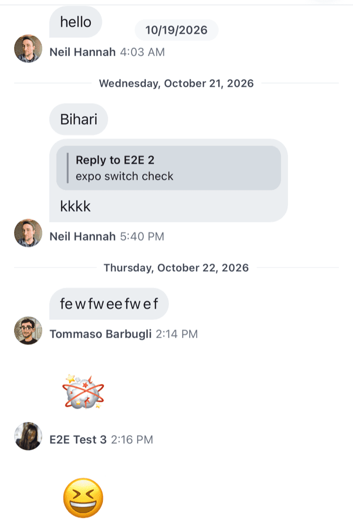 Date separators with a line, the weekday and the full date on iOS